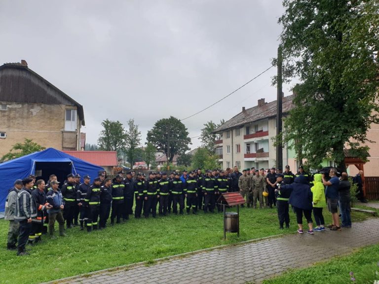 Parapantist străin dat dispărut în Covasna, găsit la o pensiune din Vrancea