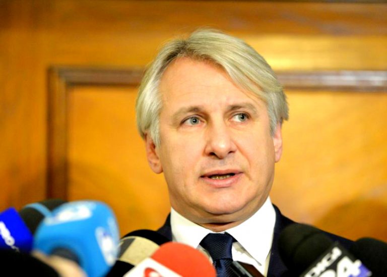 Teodorovici promite scutiri de taxe pentru angajați; din august