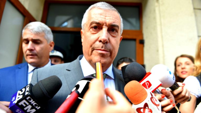 „Iohannis vrea MANDATUL storcând lacrimi pentru fetele ucise; ca la Colectiv”