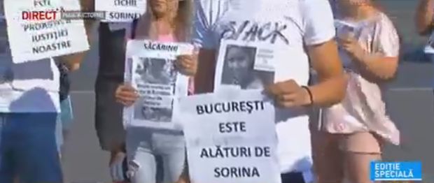 Protest în Piața Victoriei. Pentru micuța Sorina