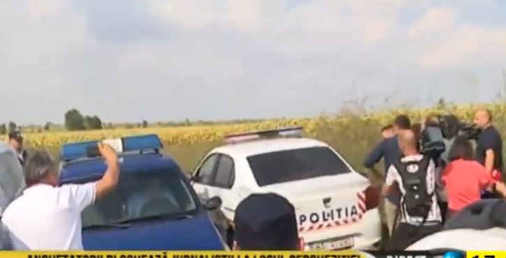 Tensiuni pe un câmp din Corabia, unde a fost adus Dincă la reconstituire (VIDEO)