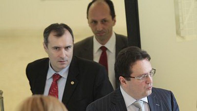 A început ”Jihadul” Maior – Coldea!