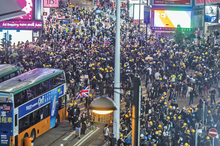 Hong Kong, o bombă cu ceas