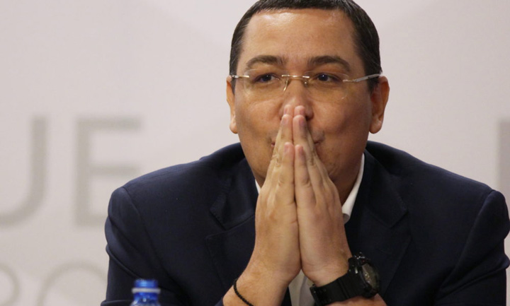 Ponta vrea să câștige la CEDO pe mâna lui Macovei