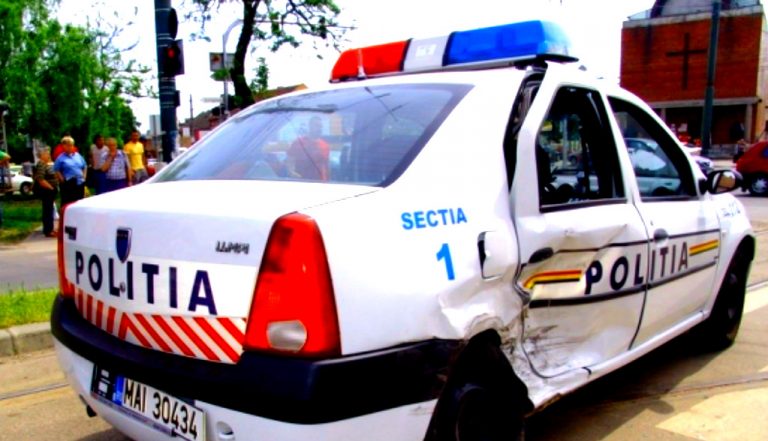 Accident cu o mașină de Poliție în București