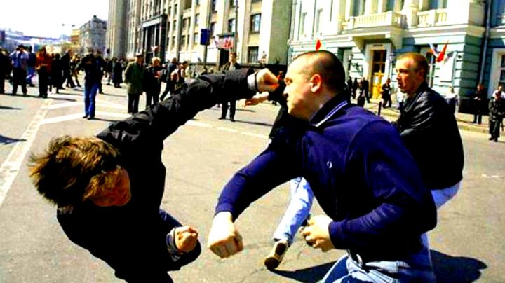 Fiul unui consilier local, omorât în bătaie, după ce a sărit în apărarea unui prieten - Ziarul National