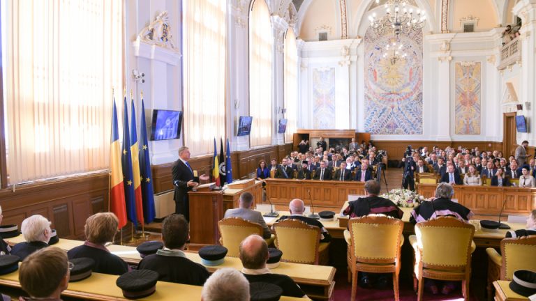 Noi săgeți către Guvern: Cu miniștri mediocri nu obții decât rezultate mediocre
