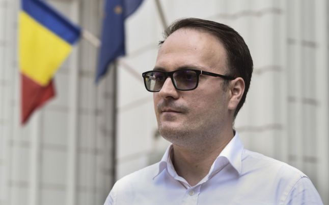 Cumpănașu, masterand la o universitate din Elveția fără să fi absolvit o facultate