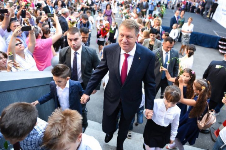 Cine îl amendează pe Iohannis?