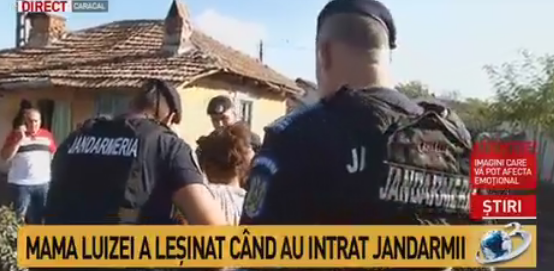 Scene şocante: mama Luizei a leşinat, după ce jandarmii au intrat în curtea familiei