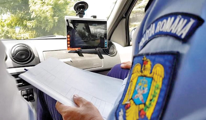 Mașinile care transportă elevi, neomologate