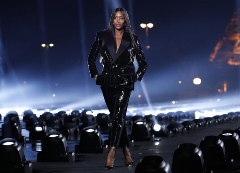 Naomi Campbell, splendoare la Paris