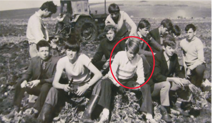 Klaus, pe vremea când muncea