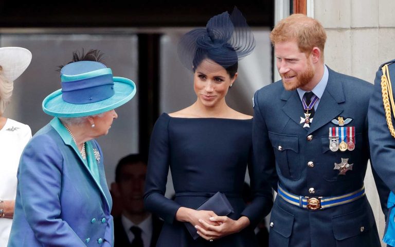 Gâlceavă la Buckingham: Regina Elisabeta a II-a, la cuțite cu Meghan Markle!