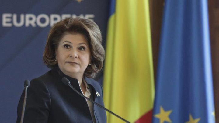 rovana plumb - Ziarul National