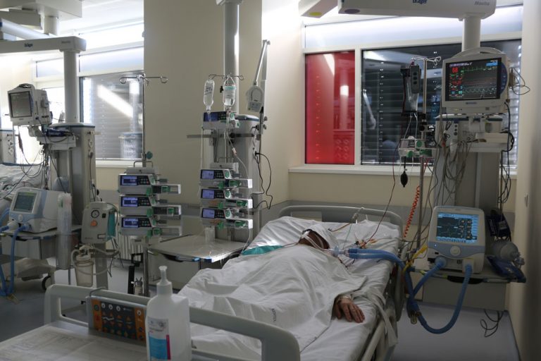 Cinism la Ministerul Sănătății. Nu sunt bani pentru pacienții în comă