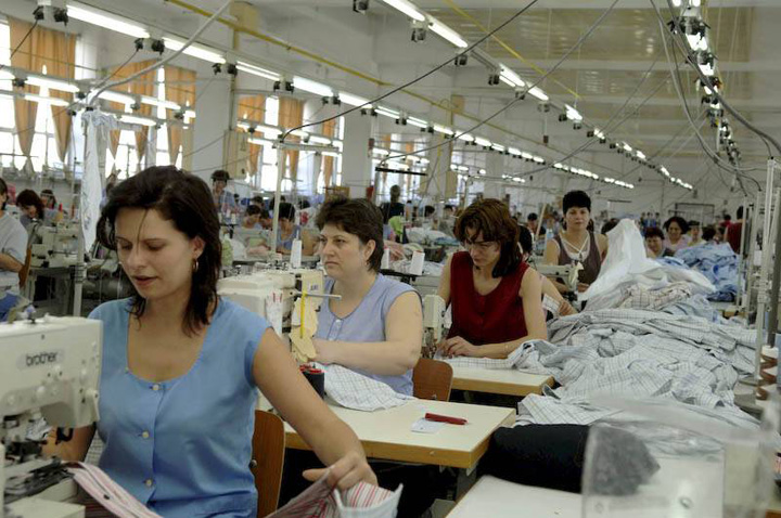 Efect de bumerang. Creșterea salariului minim închide firmele