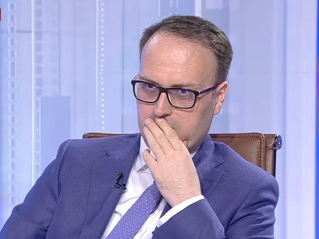Misterul celor 300.000 de euro, împrumutați de Alex Cumpănașu de la un cunoscut prezentator TV