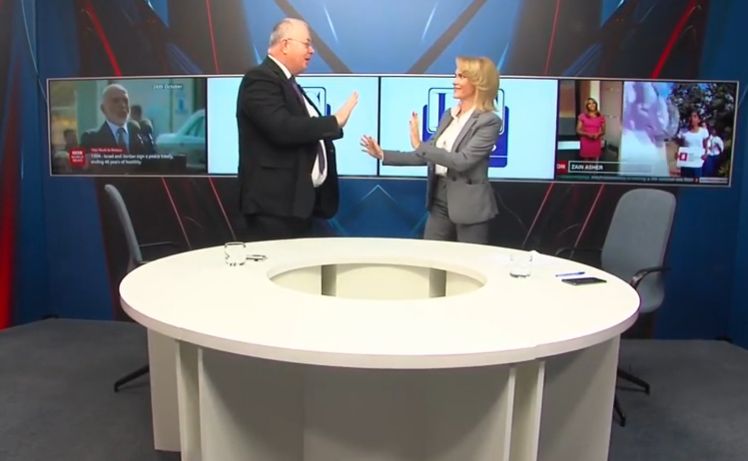 Momentul în care Firea i-a cerut unui jurnalist să îi dea un pumn (VIDEO)