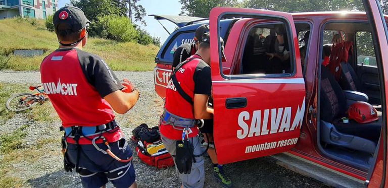 Parapantist rănit. Salvamontiștii intervin în zona vârfului Caraiman