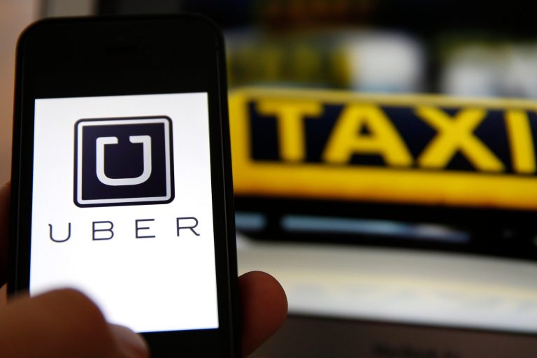 Firmele de ridesharing cerşesc clemenţa statului ca să încaseze bani nefiscalizaţi