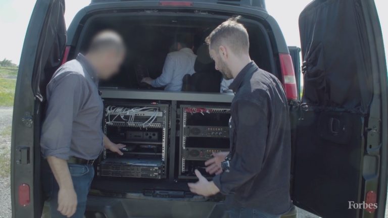 Mossad a arătat duba Serviciilor!