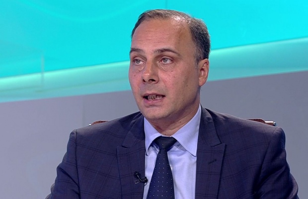 Avocat: Dincă așteaptă să fie trimis în judecată