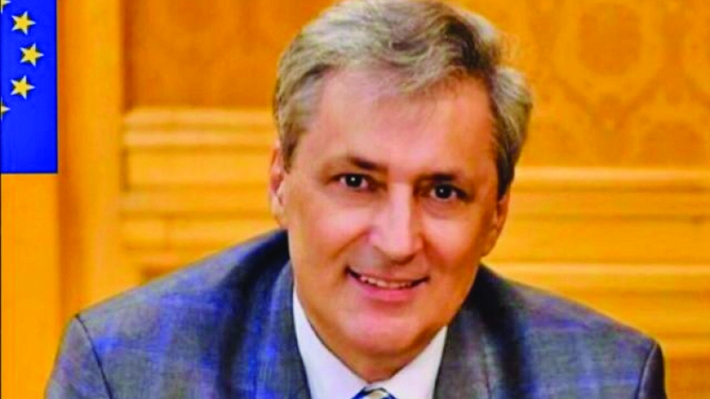 Vela și-a luat trei femei! Și mai ia una!