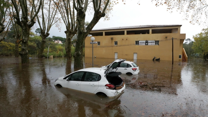 Coasta de Azur, devastată de vremea severă
