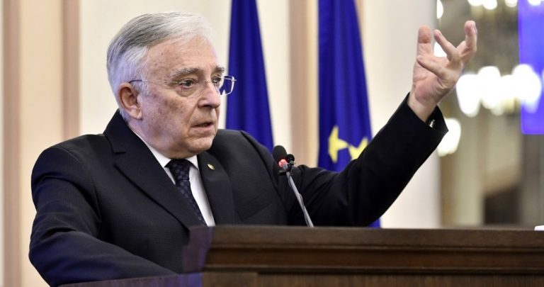 Isărescu: creşterea economică e bună şi nu prea
