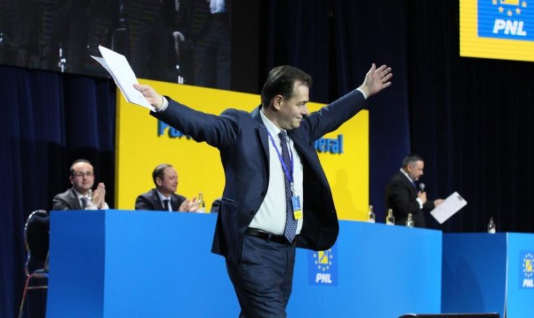 Orban a jucat bine. A ştiut să-şi aleagă trădătorii