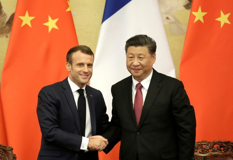 Macron a cucerit China