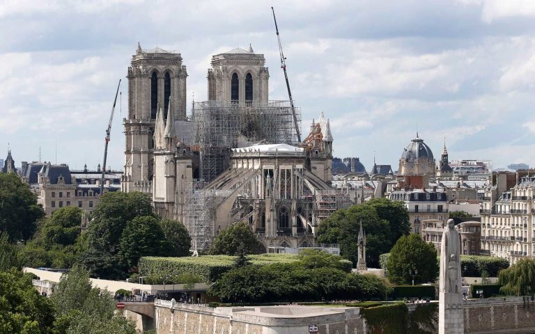 Notre-Dame, renovată de …chinezi