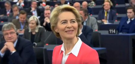 A fost votată noua Comisie Europeană, cu Adina Vălean la Transporturi