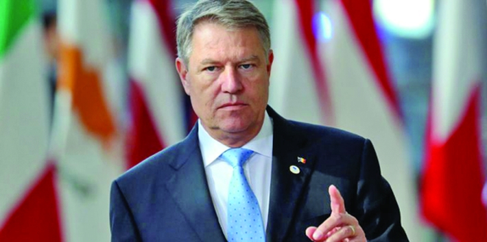 Constituția? Un fleac, am ciuruit-o
