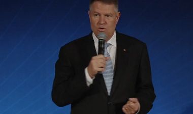 Iohannis ar sprijini varianta angajării răspunderii pe buget