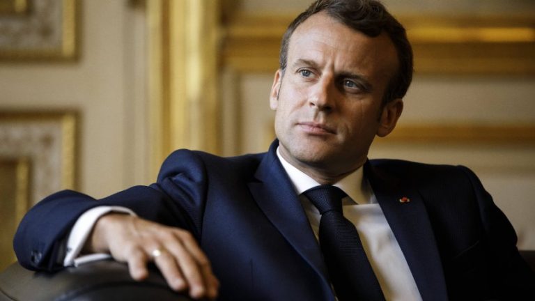 Franța: Macron renunță la pensia de președinte