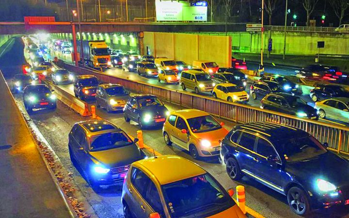 Parisul, strangulat de greva transportatorilor