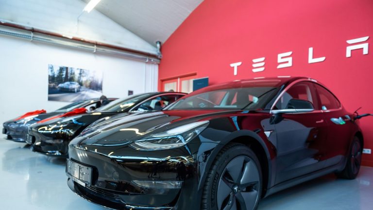 Tesla împânzeşte Germania