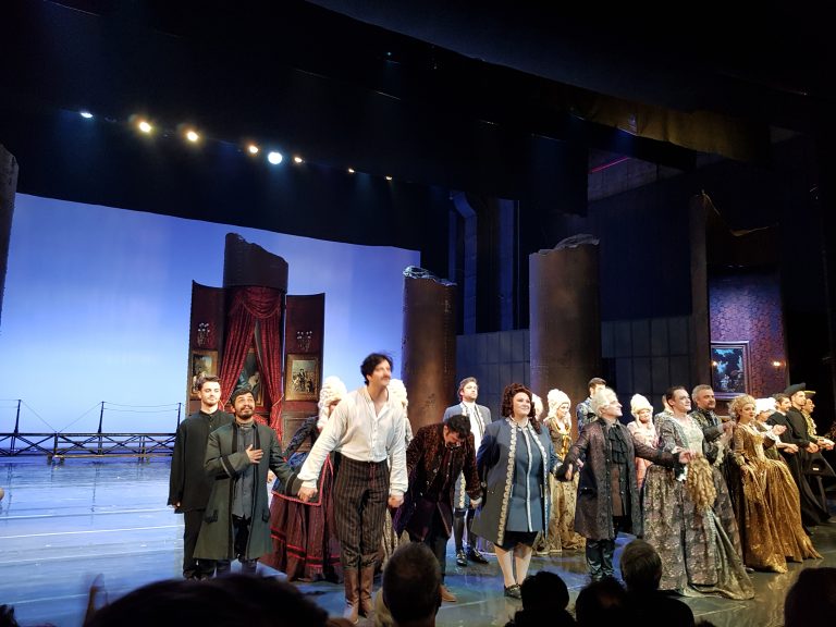 SPECTATOR LA TEATRU –  PAPAGALUL MUT