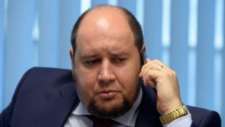 Avem actele: Horodniceanu, teren de la miliardarul condamnat!