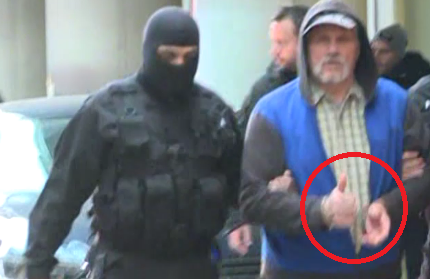 Rechizitoriul în cazul Caracal, finalizat. Gestul lui Dincă, la ieşirea de la DIICOT (VIDEO)