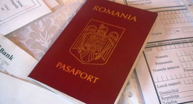 Direcțiile de Pașapoarte, transformate în servicii de informații