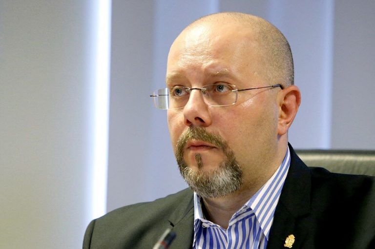 Parcurile din Capitală au fost ÎNCHISE. Amenzi de până la 5.000 de lei pentru „temerari”
