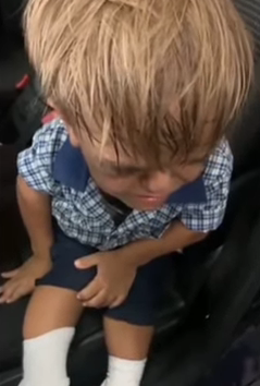 Imagini dureroase cu un băieţel hărţuit din cauza înălţimii (VIDEO)