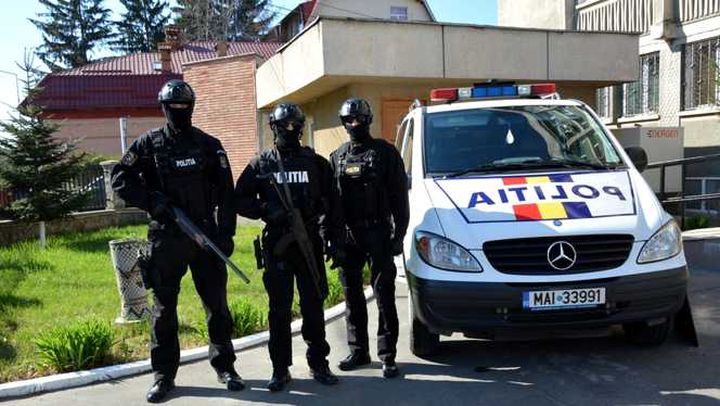 Executarea silită a început. Când își iau banii polițiștii?