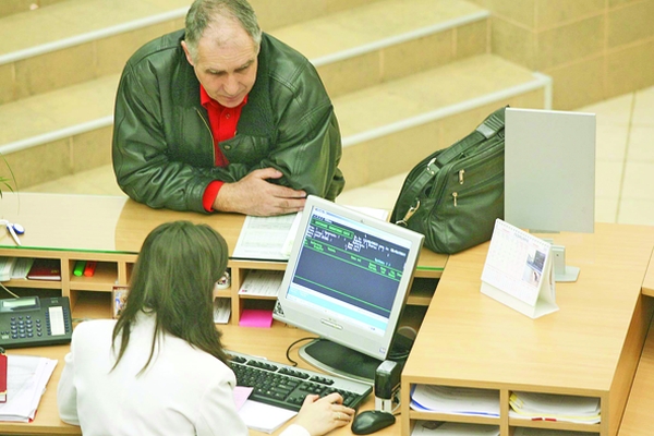 Când se sistează plata ratelor la bănci?