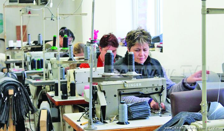 100.000  de firme intră în faliment