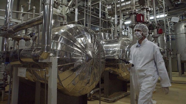 S-a dat alarma: Iranul are suficient uraniu pentru o bombă atomică!