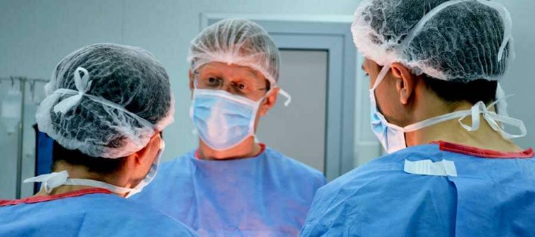 Colegiul Medicilor: ”Este imposibil să ne protejăm de coronavirus”